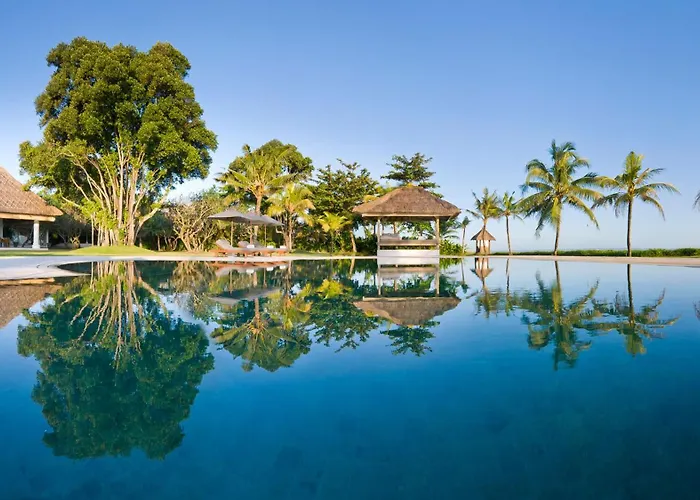 Villa Atas Ombak Seminyak