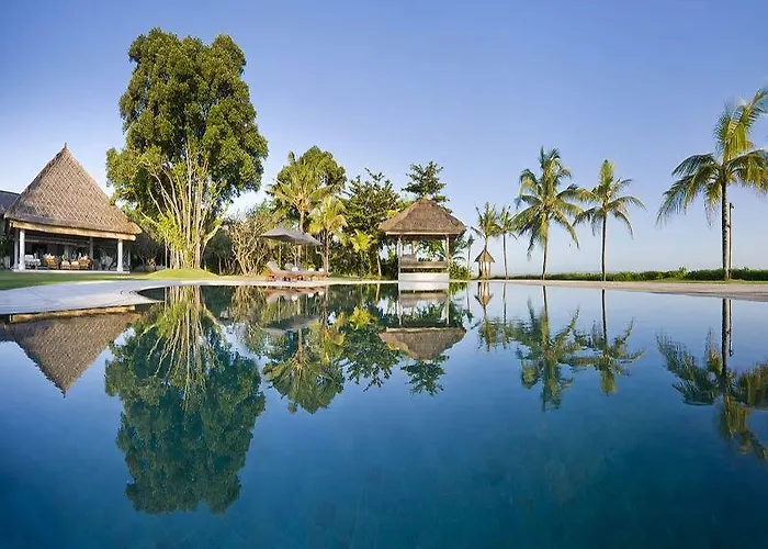 Atas Ombak * Seminyak