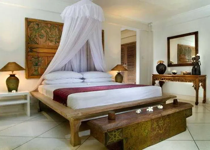 Atas Ombak * Seminyak
